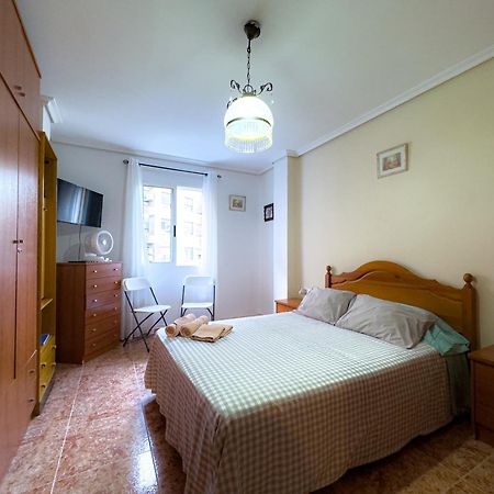 Rooms In Valencia Great Location In Shared Apartment Εξωτερικό φωτογραφία