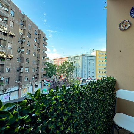 Rooms In Valencia Great Location In Shared Apartment Εξωτερικό φωτογραφία
