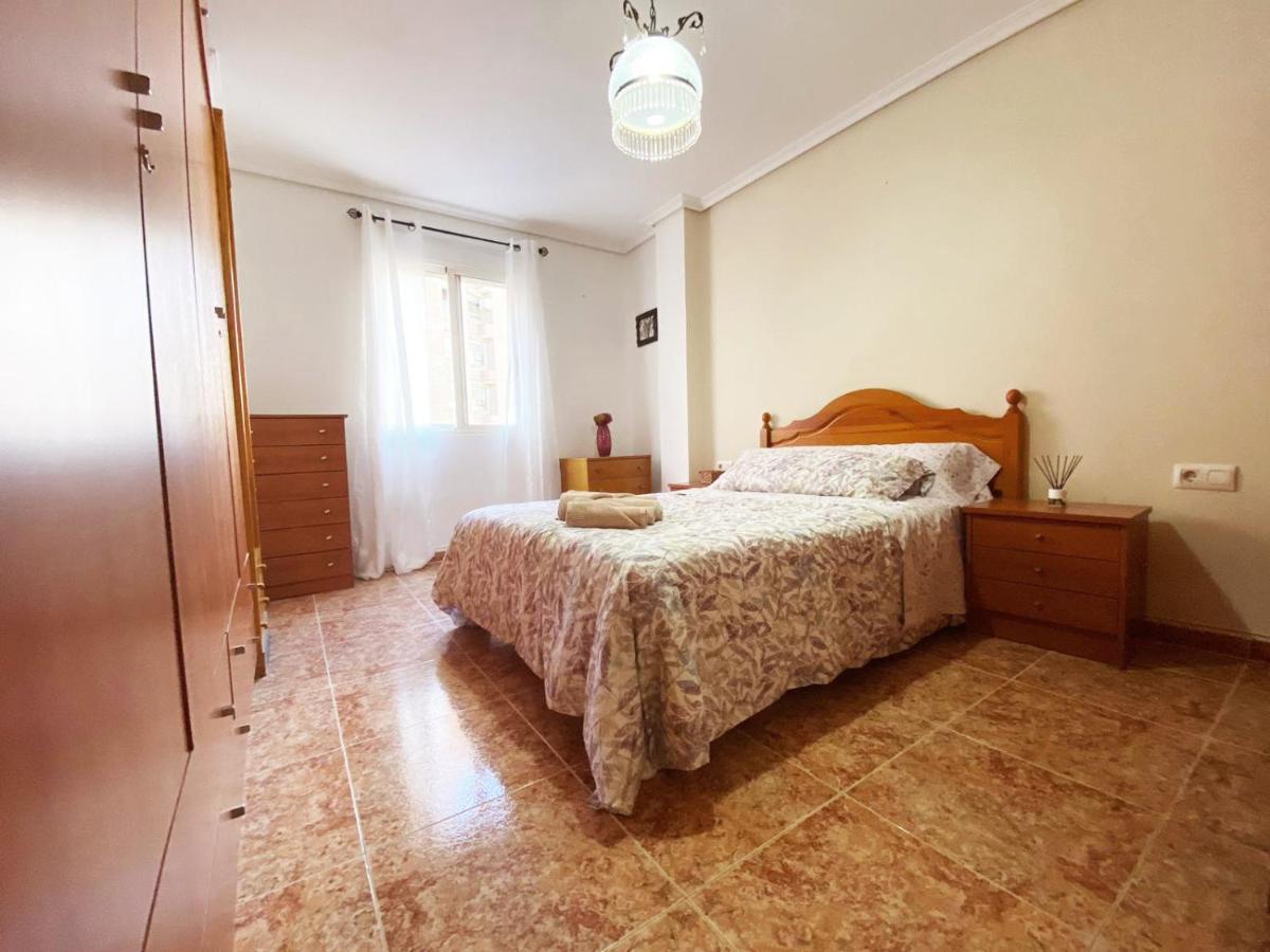 Rooms In Valencia Great Location In Shared Apartment Εξωτερικό φωτογραφία