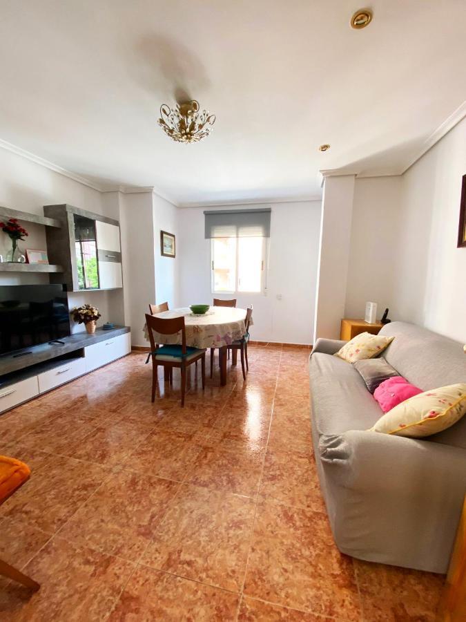 Rooms In Valencia Great Location In Shared Apartment Εξωτερικό φωτογραφία